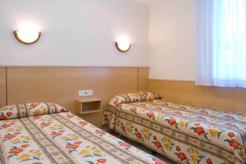 Rentalmar Peces Apartment *