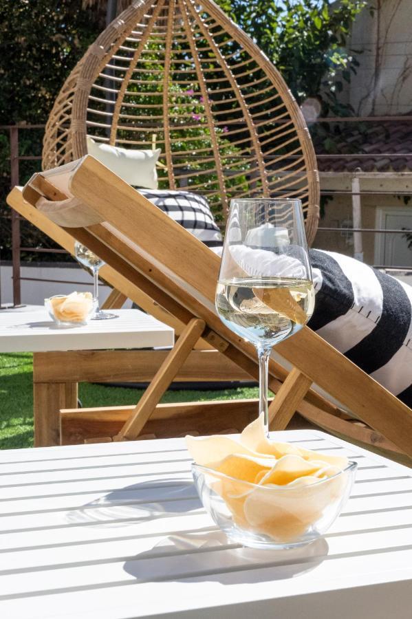 Wine & Design And Luxury In Cala Crancs Villa *
