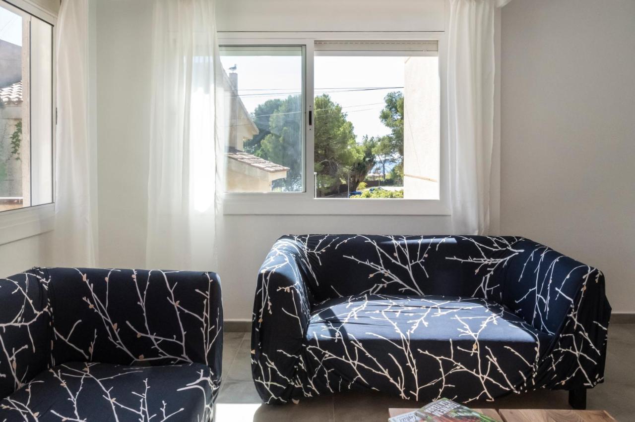 Wine & Design And Luxury In Cala Crancs