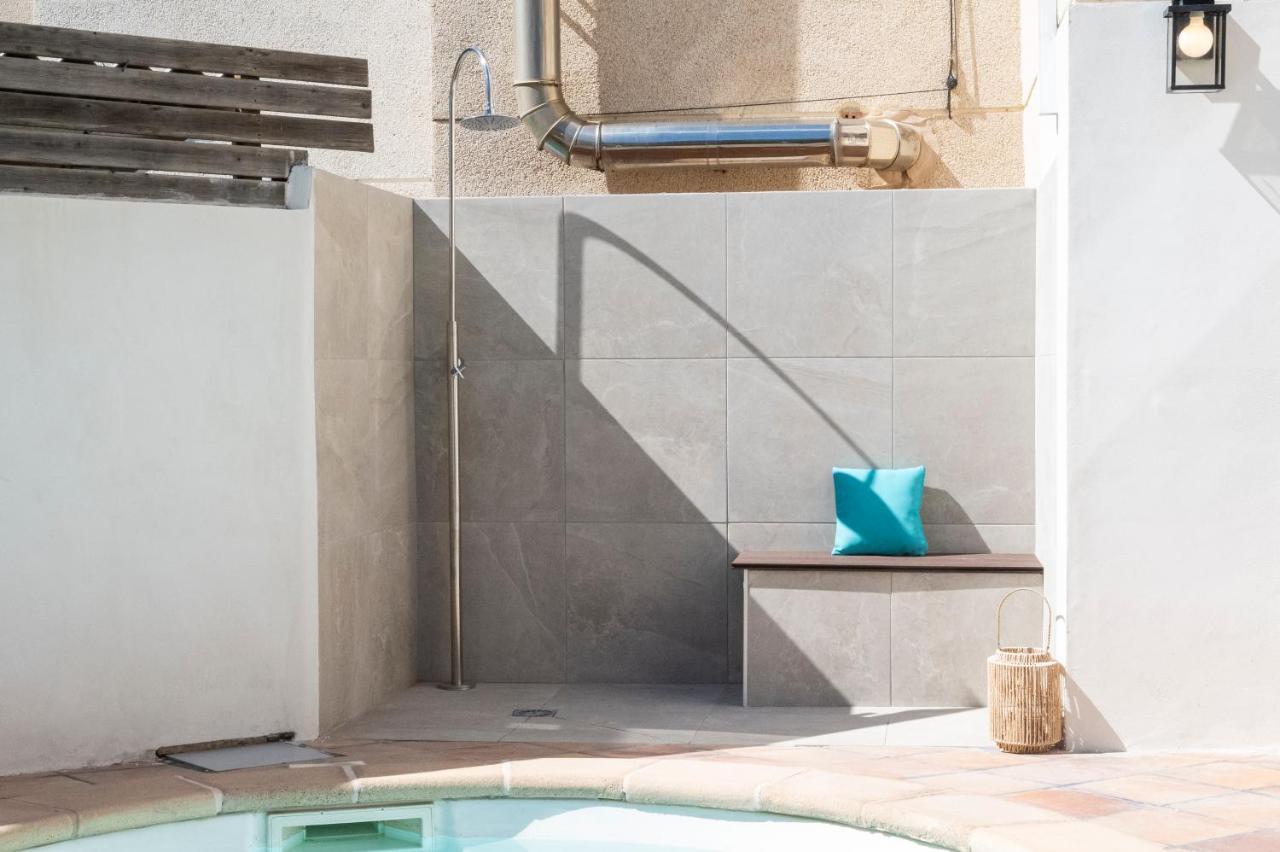 Wine & Design And Luxury In Cala Crancs *