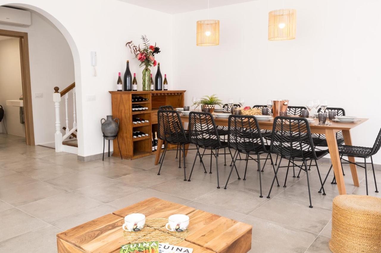 Wine & Design And Luxury In Cala Crancs *