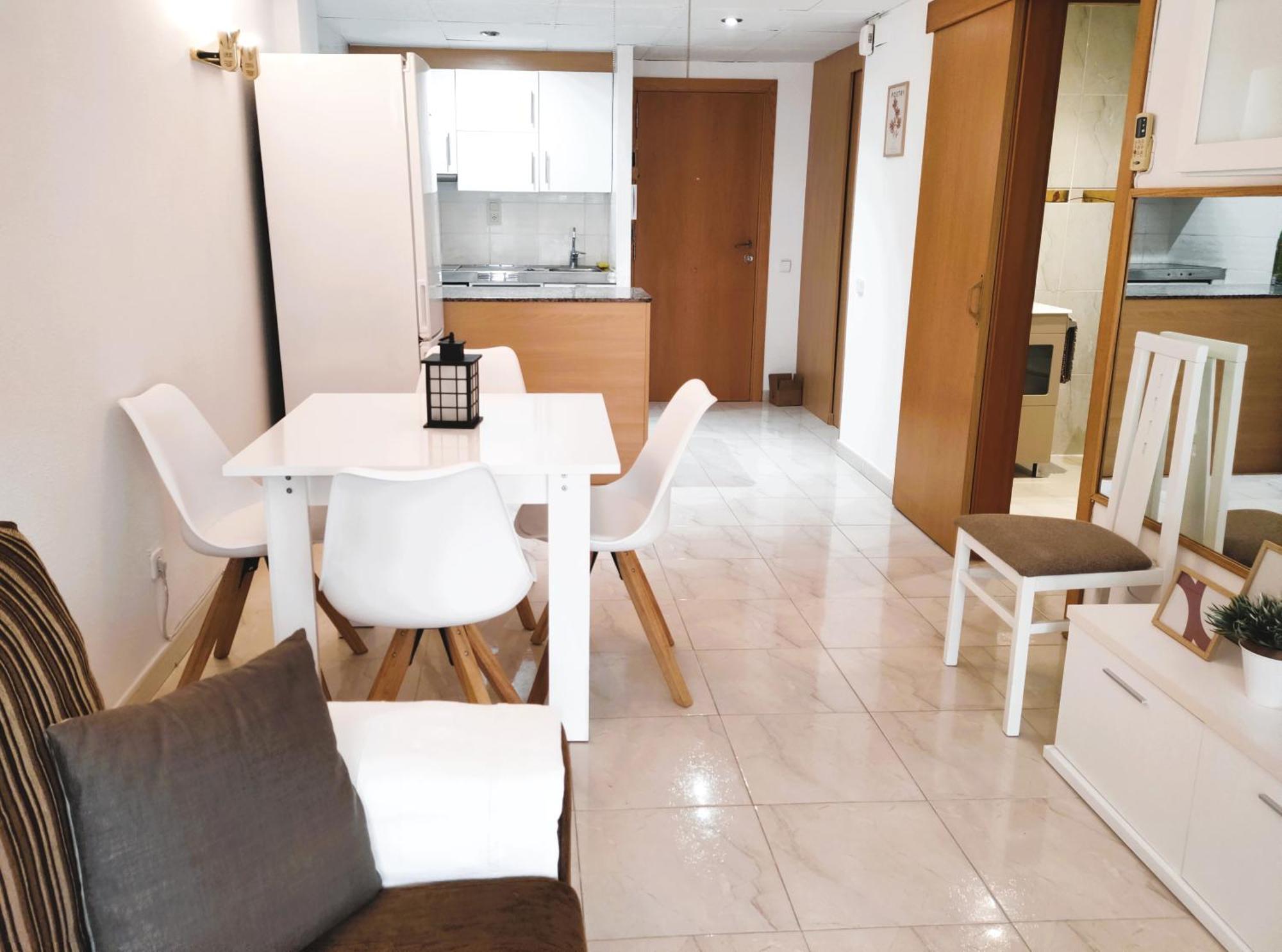 Luminoso En Con Terraza Y Parque Infantil Ideal Familias *