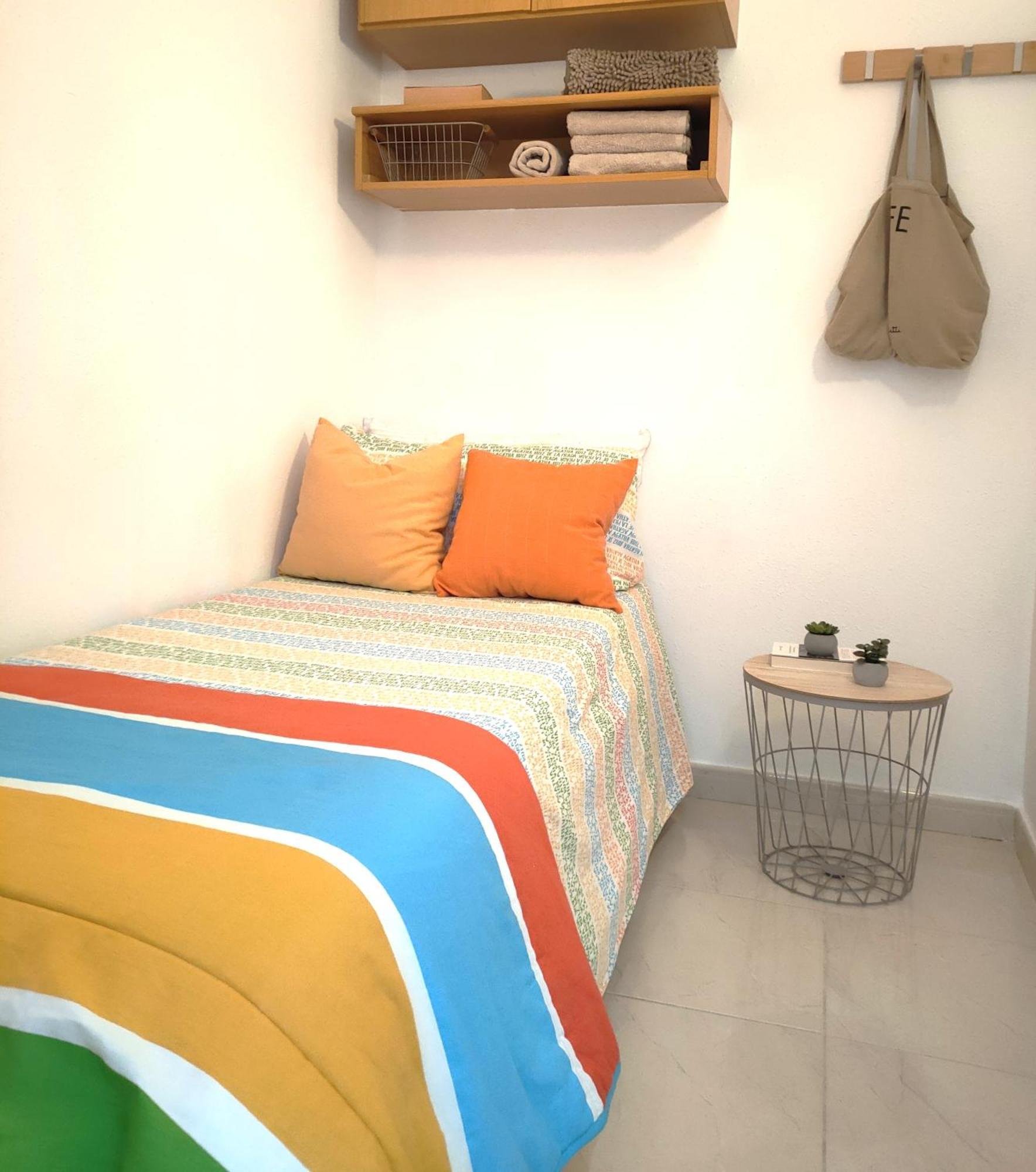 Luminoso En Con Terraza Y Parque Infantil Ideal Familias Salou