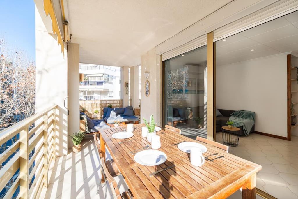 50mbeach-2room-pool-wifi-bigterrace-portavntura-aa10 Appartement *