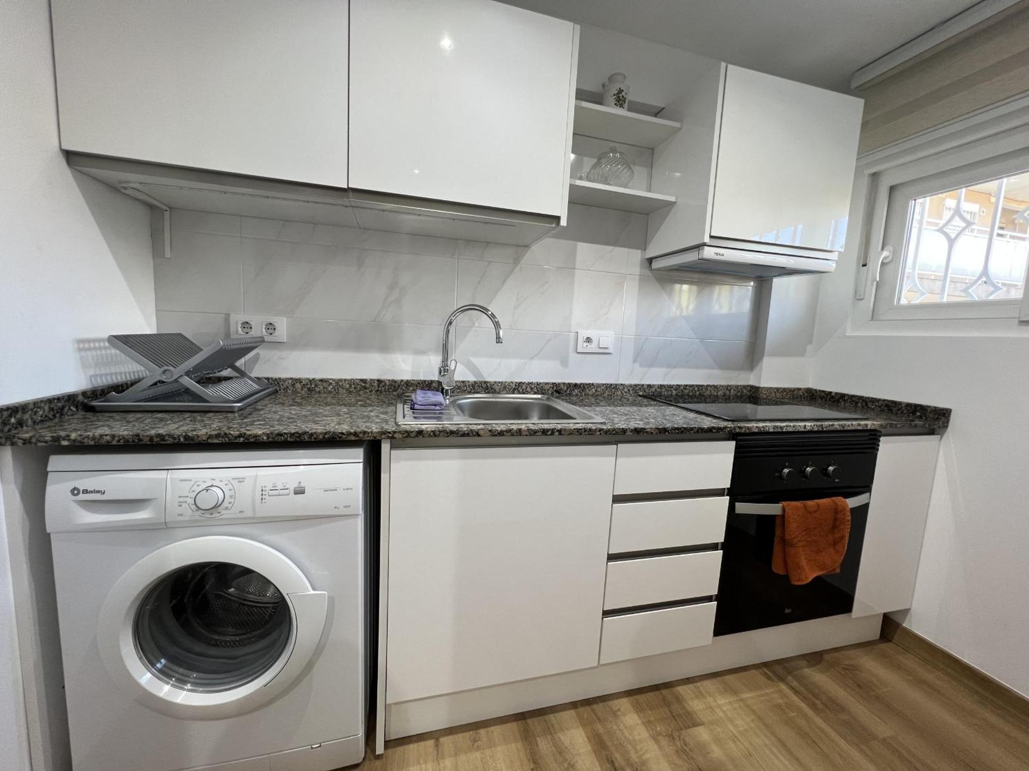 Adriatico Hospitalet Apartment *