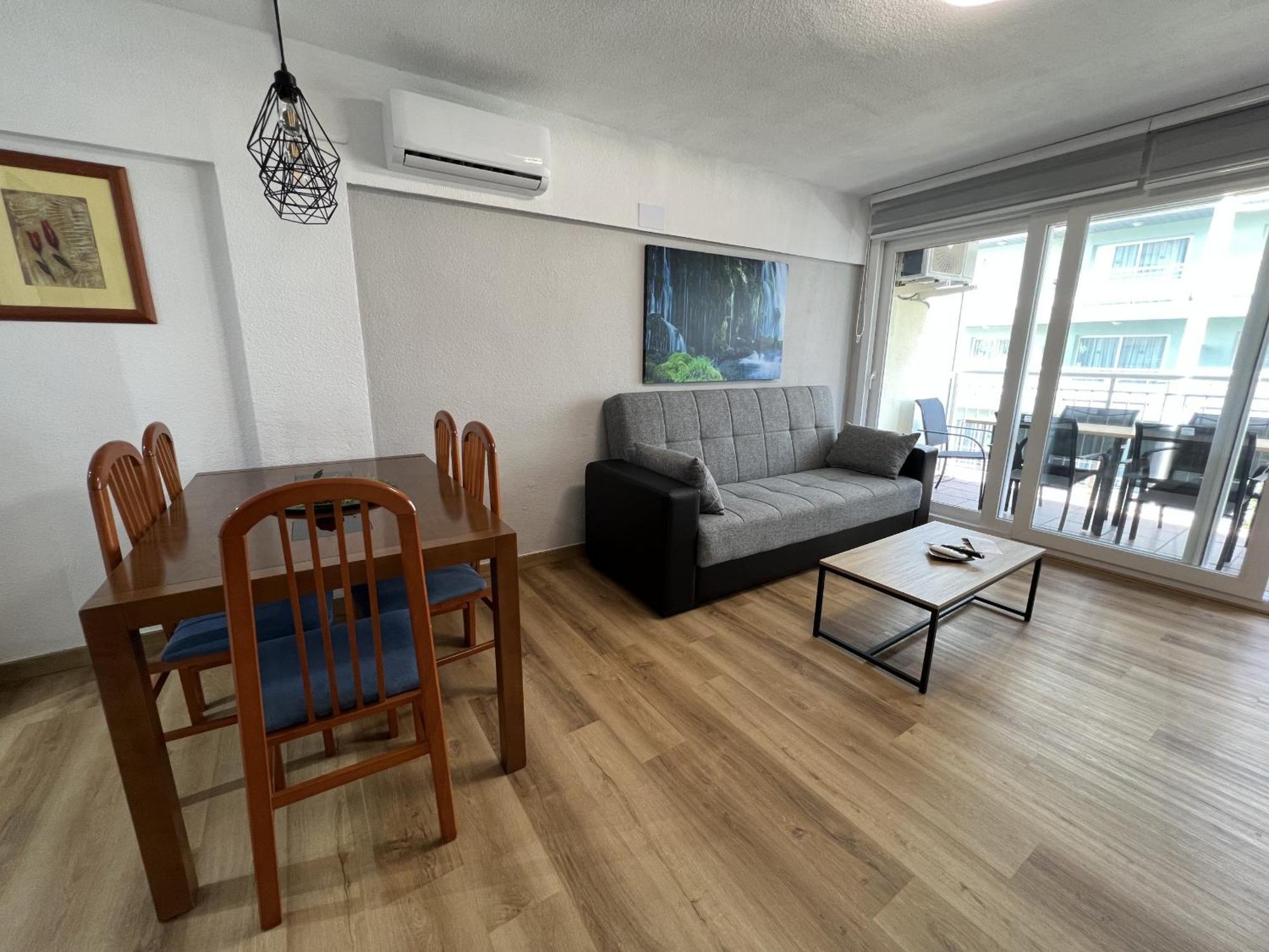 Adriatico Hospitalet Apartment