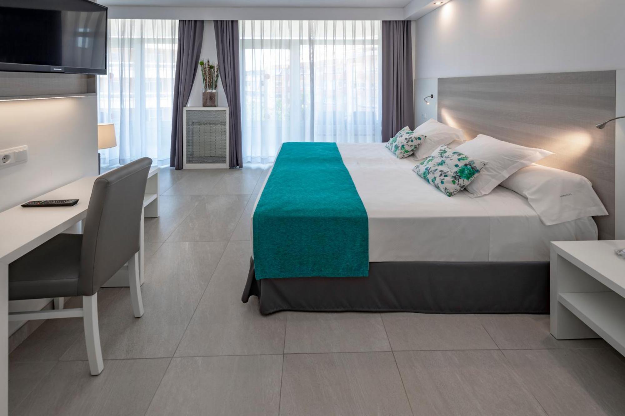 Hotel Olympus Palace 4*