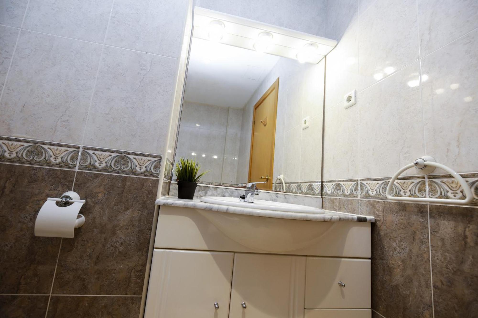 New Ventura 6 Planetcostadorada Appartement *