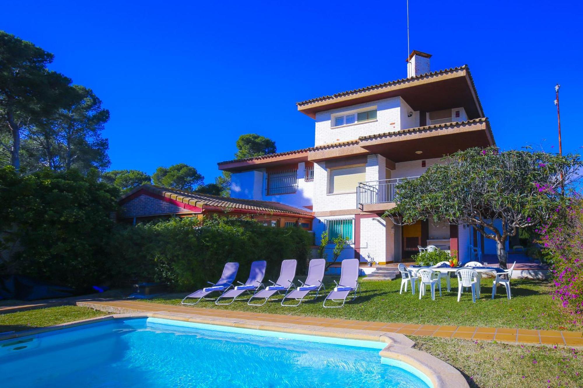 Villa Serena Only Families Planet Costa Dorada *
