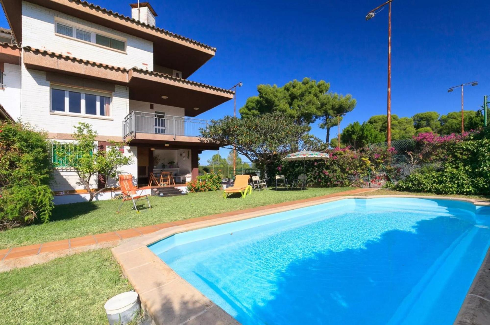 Villa Serena Only Families Planet Costa Dorada *