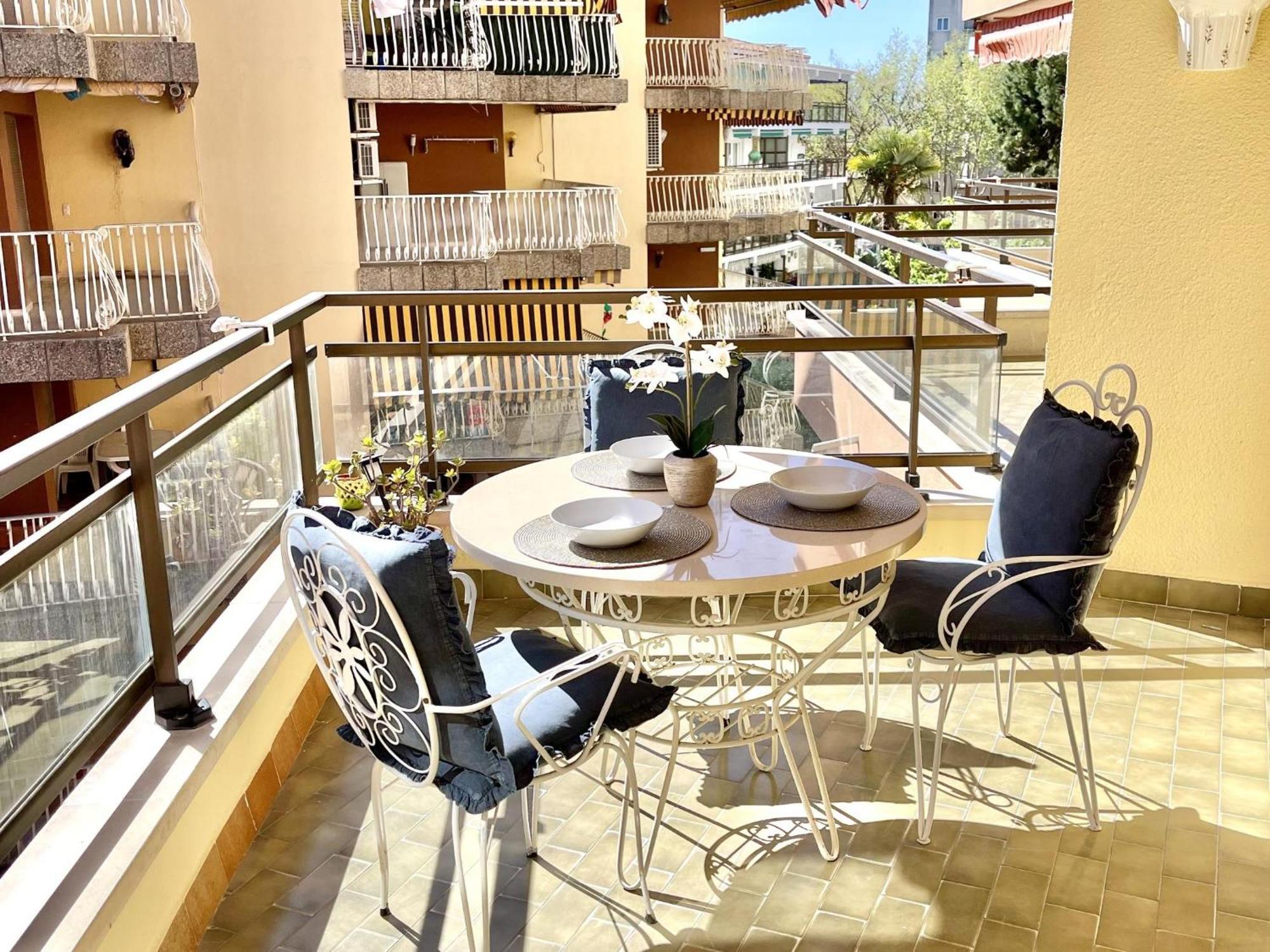 Apartbeach Cibeles Junto Playa Y Climatizado Salou