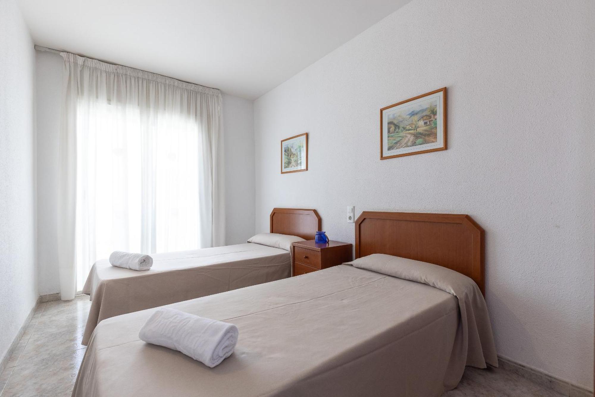 Rentalmar Ventura Village *
