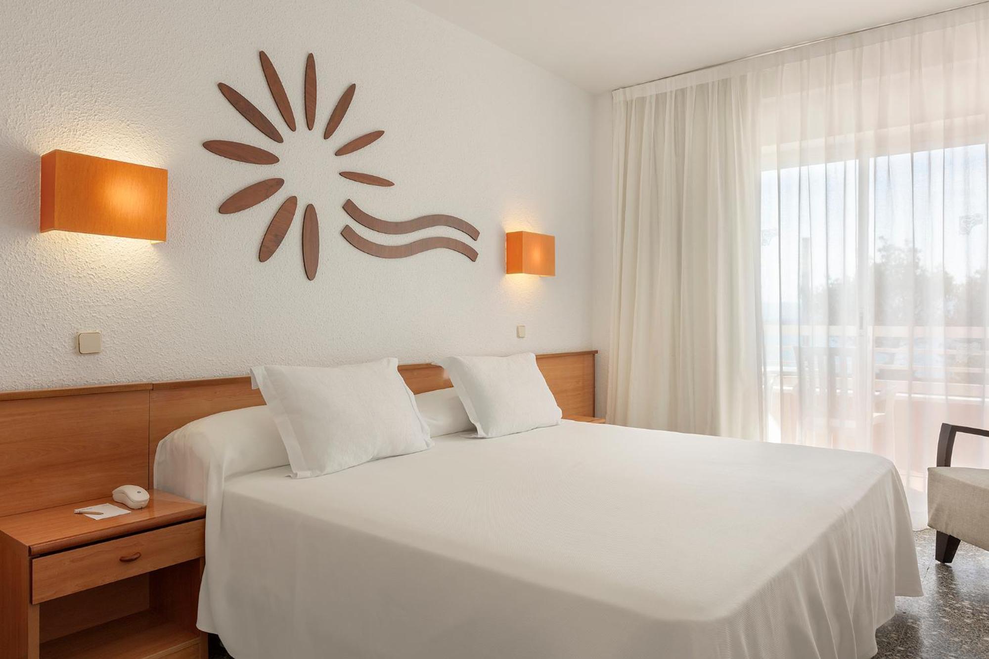 Cala Font Hotel 4*