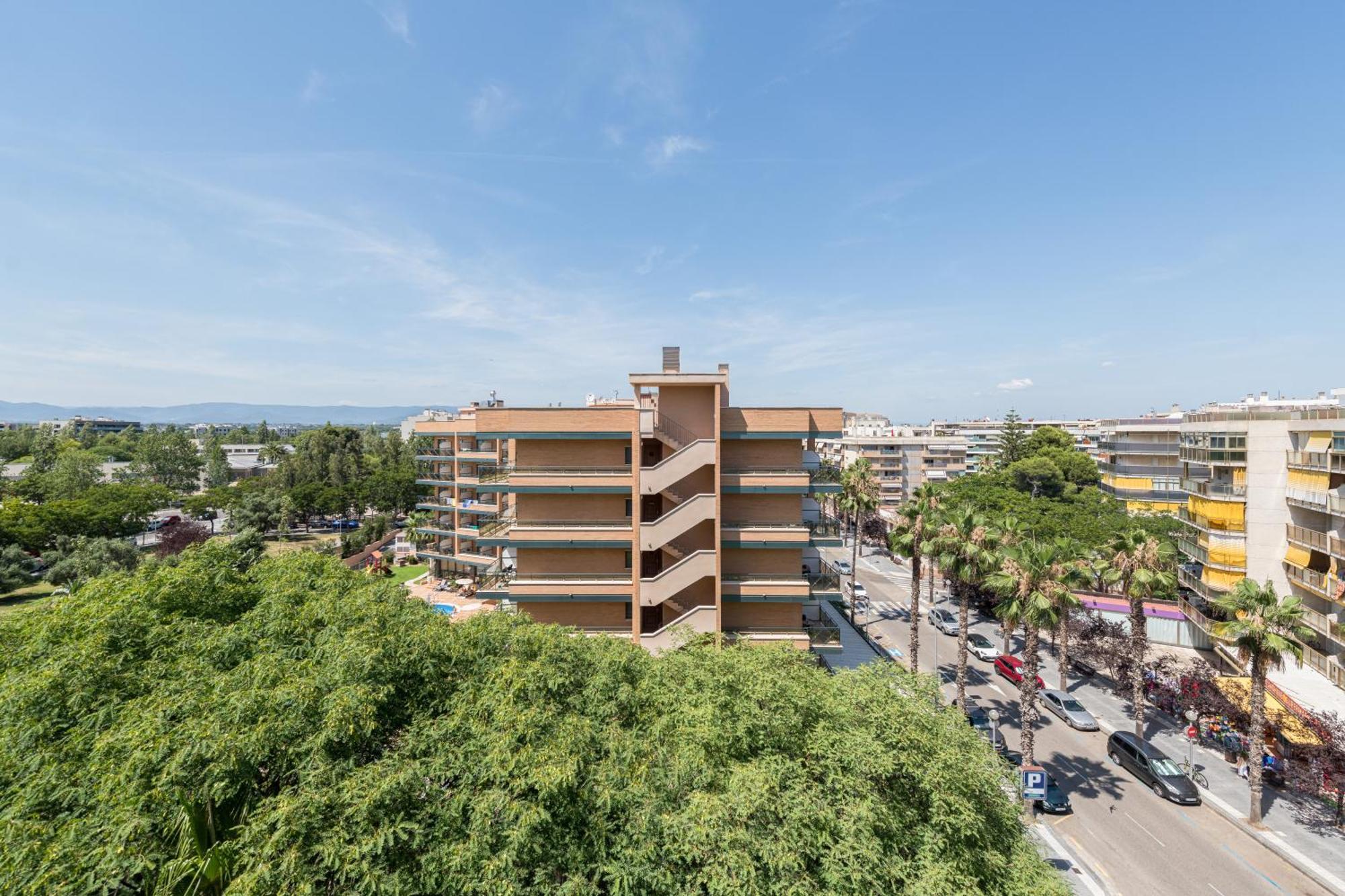 Eurosalou & Hotel