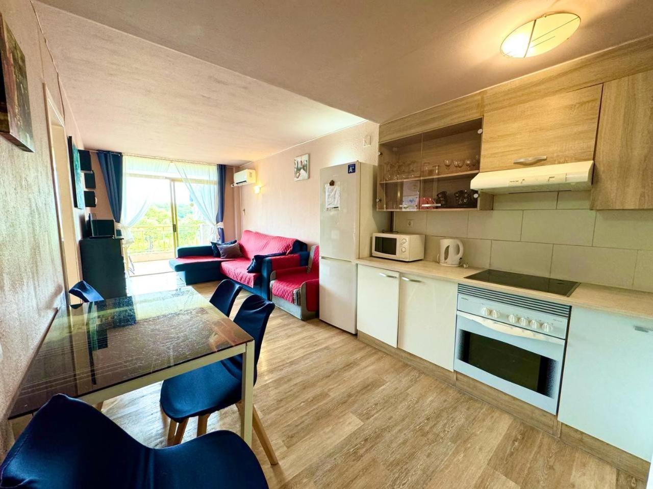 Apartamento Apartsalou Lea