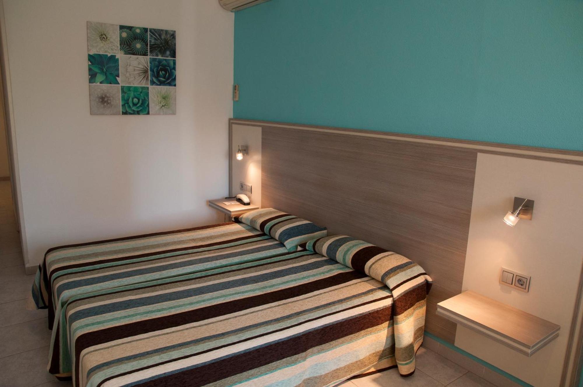 Planas Hotel