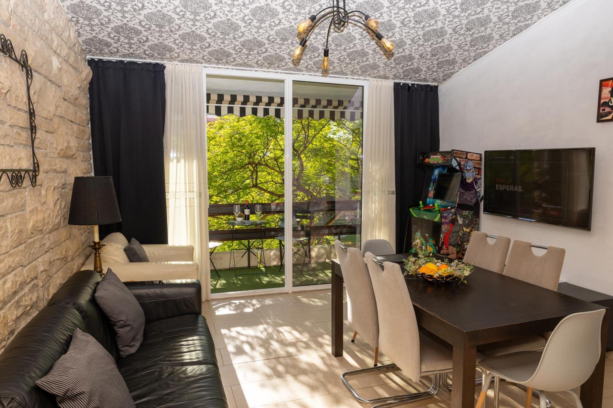 Dalt Apartamento