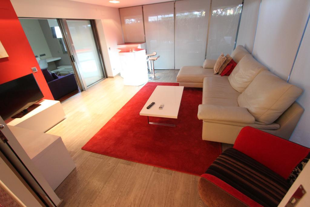 Click & Arqubach Apartamento