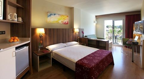 Hotel Golden Avenida Family 4*