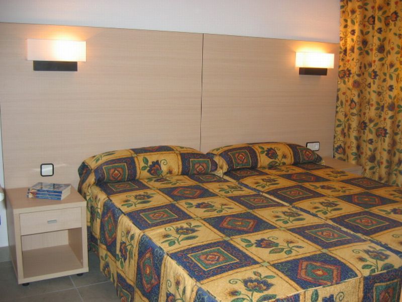Cye Apartment