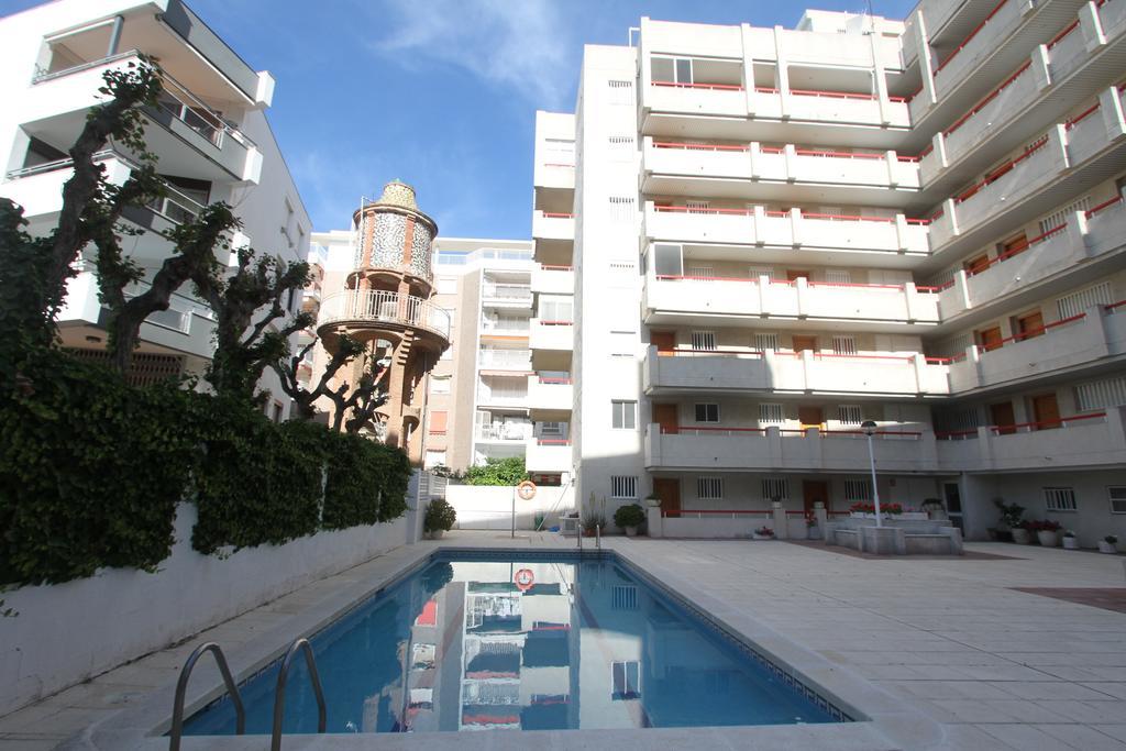 For A Varadero Apartment Salou