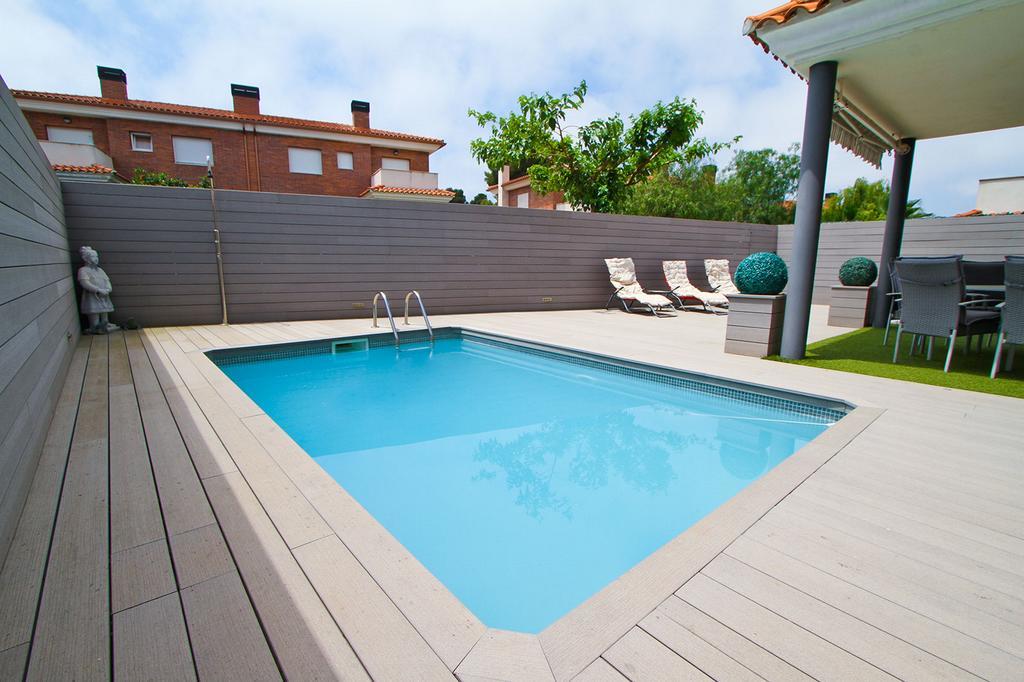 Cerr Drm Hébergement de vacances *