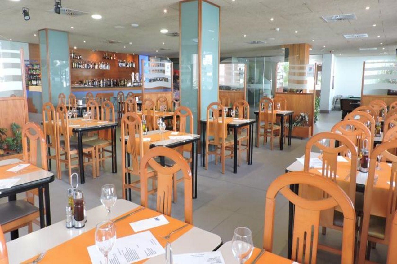 4r Park Ii Hotel