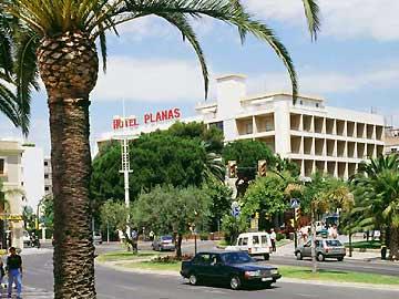 Planas 3*