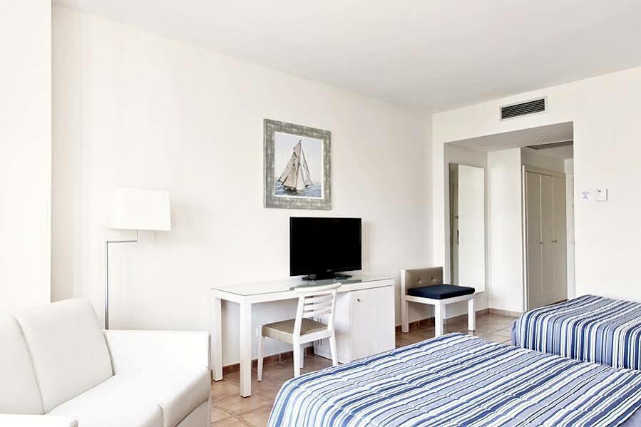 Hotel Portaventura Colorado Creek - Includes Unlimited Access To Portaventura Park & 1 Access To Ferrari Land