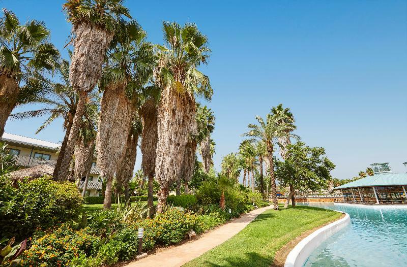 Hotel Portaventura Caribe - Includes Unlimited Access To Portaventura Park & 1 Access To Ferrari Land 4*