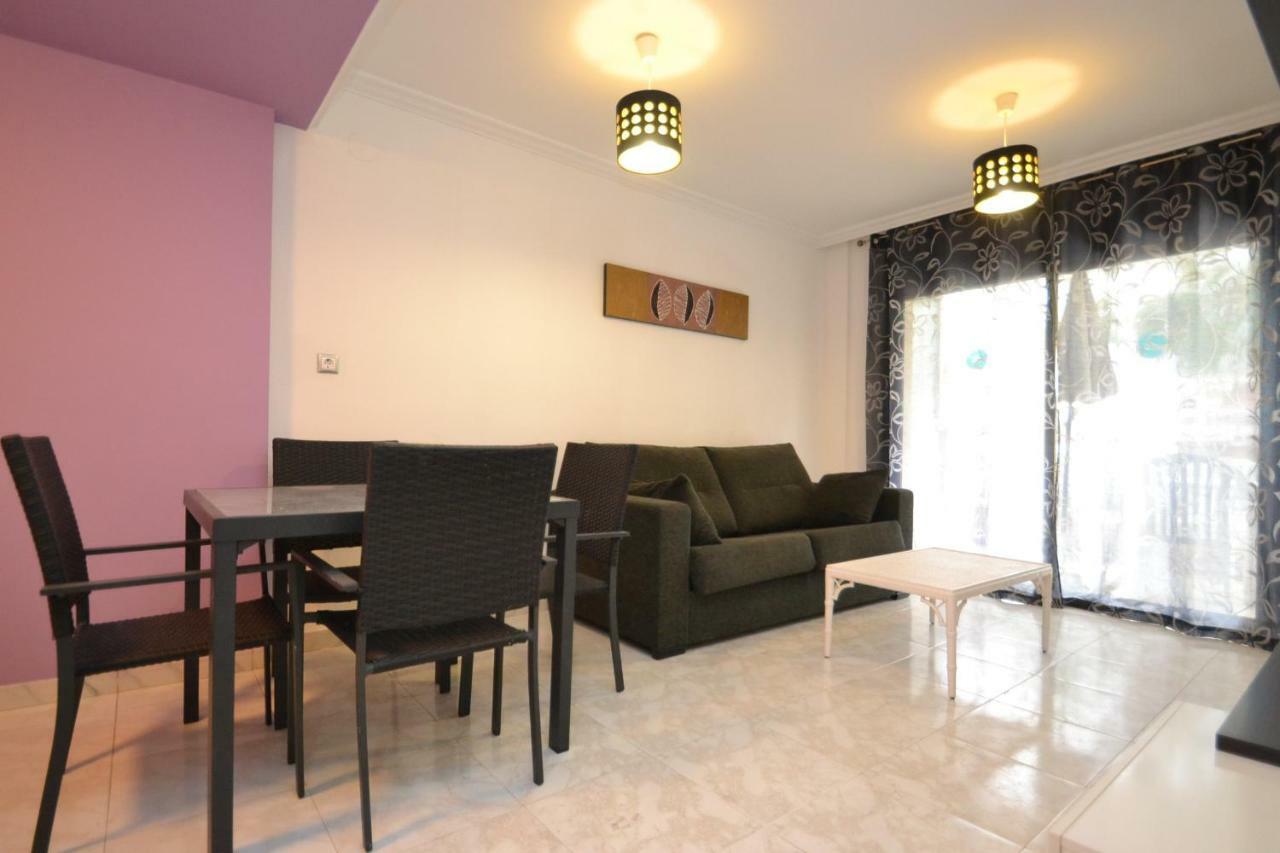 Wvp - Jardines Family 4 *
