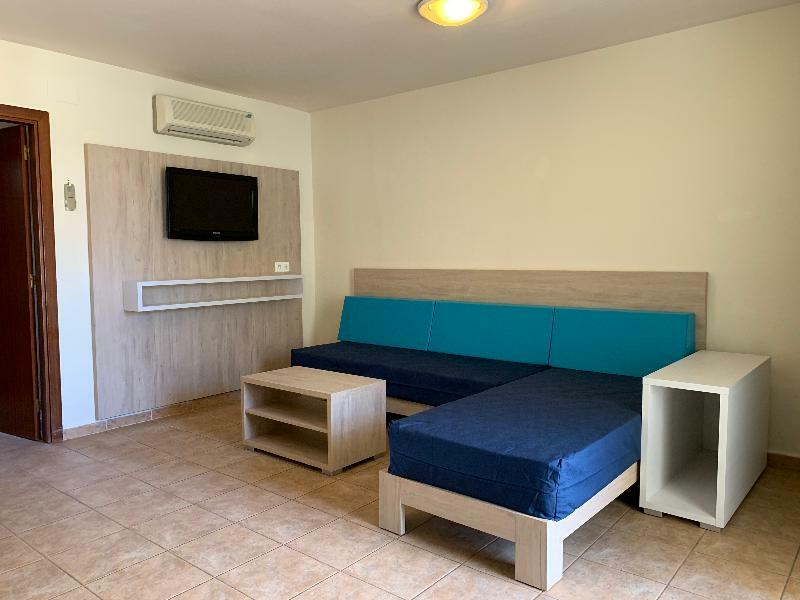 Festival Village Hotel 3*