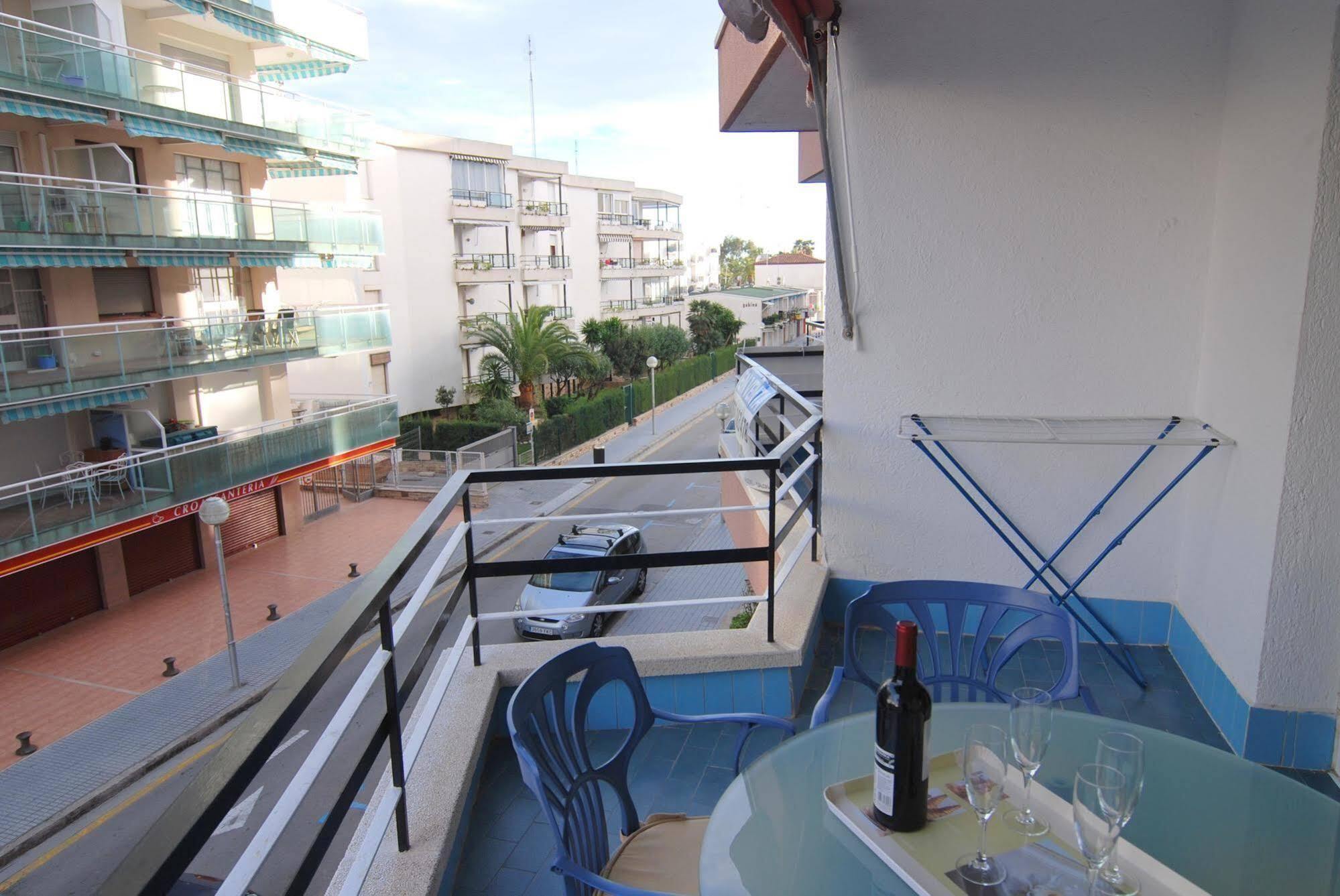 Zeus Alexis Ii Apartment