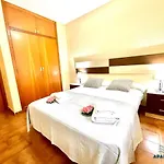 Apartbeach Buigas Llum Center