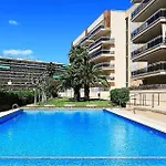 APPART STANDING 2 chambres 2SDB clim PISCINE PARKING WIFI TERRASSE 21m2 LOCAL VELO Port-Aventura, plage, centre