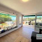 Sun Beach Cala Cranc con vistas al Mar