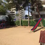 Apartamento centrico y con piscina a 5 min. playa