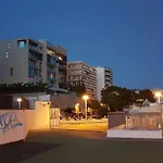 Apartment Center Salou Near Port Aventura