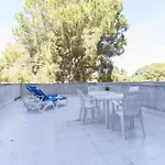 Complejo Residencial Con Terraza-Cat-2