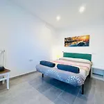 Carlo\'S Flat, Recien Reformado, Piscina Y A 5Minutos De La Playa