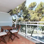 Uhc Llagari Apartments