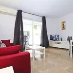 White Beach 100M Playa, Wifi, Pool 6Pax