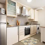 Uhc Els Pins Apartments