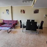 Fabuloso Apartamento Familiar Con Piscina En Salou