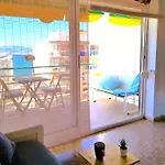 Vistas al Mar, 50 metros Playa y Centro, Cama Queen size