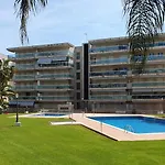 Playa, Sol Y Vida En Salou - Portaventura