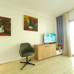 4 Salou Playa Piscina Centro,Parking