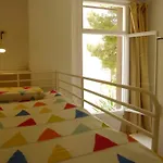 Salou, Port Aventura, Piscina, A 80M Del Mar