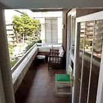 Salou, Port Aventura, Piscina, A 80M Del Mar