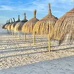 ApartBeach NOVELTY Climatizado Frente Playa